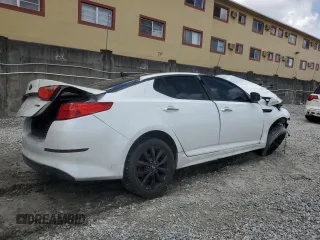 2015 Kia Optima EX z VIN 5XXGN4A70FG481037, wystawiony jako Copart lot #63845355 z przebiegiem Nie podano mil oraz Szkoda całkowita • Salvage title. Historia ofert i sprzedaży dostępna na DreamBid. Obrazek 3.