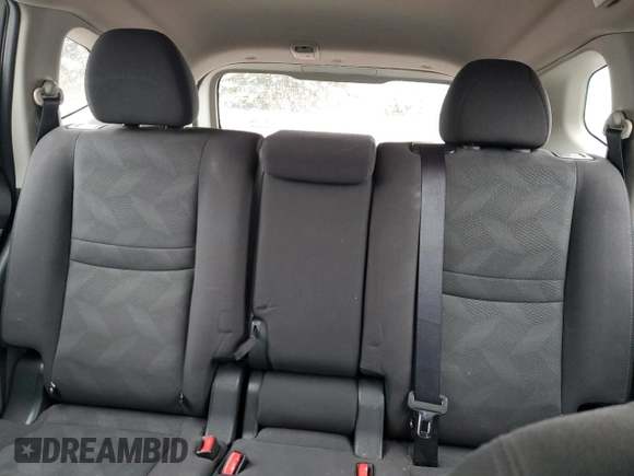 2016 Nissan Rogue SV with VIN KNMAT2MVXGP666538, listed as a Copart auction lot 45104455 with 101,104 mi miles and Salvage Title. Bid and sale history available at DreamBid. Image 10.