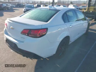 2017 Chevrolet SS z VIN 6G3F15RW6HL300800, wystawiony jako IAAI lot #41761877 z przebiegiem 191 021 mil mil oraz . Historia ofert i sprzedaży dostępna na DreamBid. Obrazek 4.