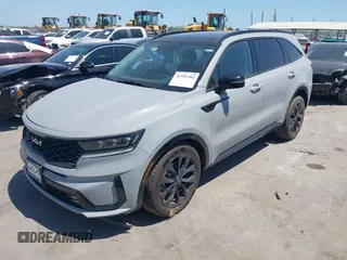 2022 Kia Sorento SX z VIN 5XYRK4LFXNG120480, wystawiony jako IAAI lot #41992301 z przebiegiem 33 551 mil mil oraz . Historia ofert i sprzedaży dostępna na DreamBid. Obrazek 17.