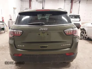 2020 Jeep Compass Limited with VIN 3C4NJDCB0LT127121, listed as a IAAI auction lot 41891605 with 110,373 mi miles. Bid and sale history available at carsss.com. Image 16.