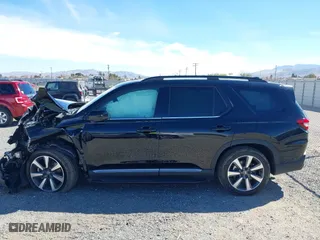 2023 Honda Pilot Elite with VIN 5FNYG1H80PB007959, listed as a IAAI auction lot 41677282 with 28,892 mi miles. Bid and sale history available at carsss.com. Image 14.