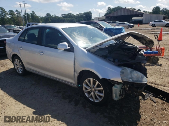 2010 Volkswagen Jetta Limited Edition с VIN 3VWAX7AJ2AM117039, выставлен на аукционе Copart как лот 62432545 с пробегом 99 117 миль миль и Списание • Salvage title. История ставок и продаж доступна на DreamBid. Изображение 4.