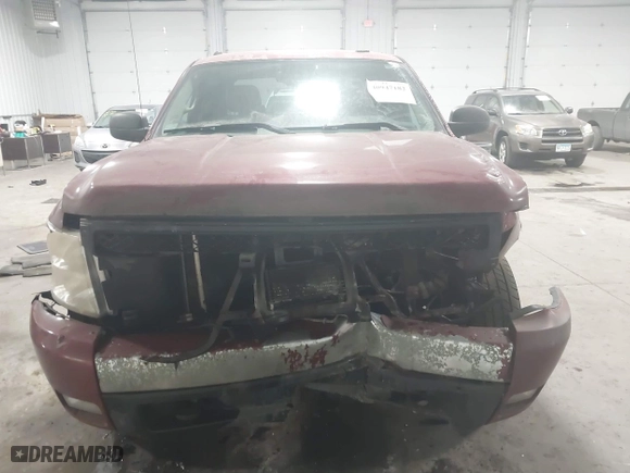 2007 Chevrolet Silverado 1500 LTZ with VIN 2GCEK13M271532935, listed as a IAAI auction lot 40947182 with 268,999 mi miles. Bid and sale history available at carsss.com. Image 11.