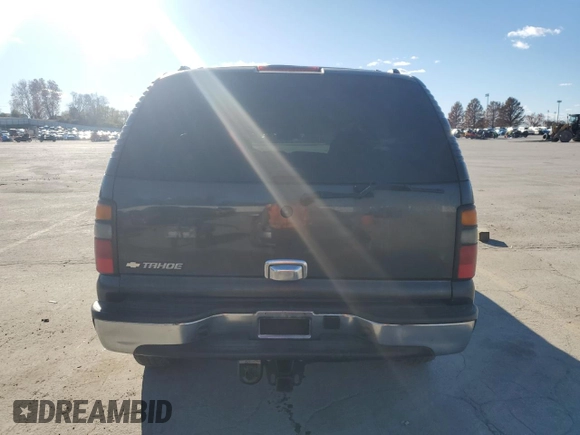 2006 Chevrolet Tahoe LS with VIN 1GNEC13V16J160098, listed as a Copart auction lot 81629164 with 212,882 mi miles and Salvage Title. Bid and sale history available at carsss.com. Image 6.