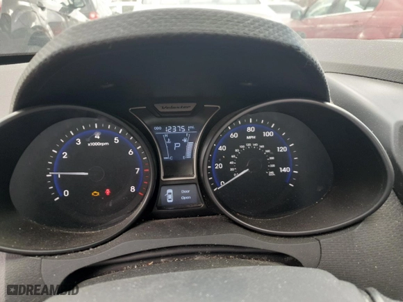 2014 Hyundai Veloster Turbo with VIN KMHTC6AE8EU183497, listed as a Copart auction lot 62950724 with 123,751 mi miles and Clean Title. Bid and sale history available at carsss.com. Image 9.