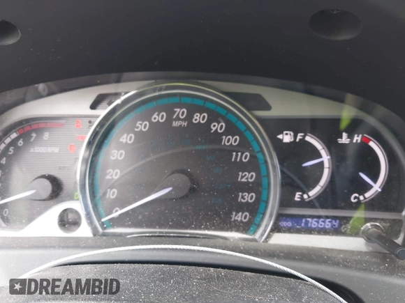 2013 Toyota Venza LE with VIN 4T3BA3BB4DU035888, listed as a IAAI auction lot 42357700 with 177,000 mi miles and . Bid and sale history available at DreamBid. Image 7.