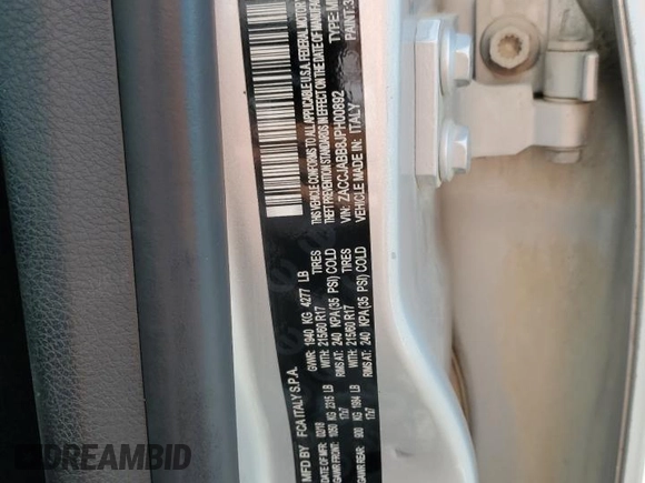 2018 Jeep Renegade Latitude z VIN ZACCJABB8JPH00892, wystawiony jako Copart lot #62914515 z przebiegiem 143 517 mil mil oraz Szkoda całkowita • Salvage title. Historia ofert i sprzedaży dostępna na DreamBid. Obrazek 12.