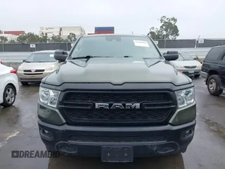 2021 Ram 1500 Tradesman z VIN 1C6RRFCGXMN714260, wystawiony jako IAAI lot #41866420 z przebiegiem 109 281 mil mil oraz . Historia ofert i sprzedaży dostępna na DreamBid. Obrazek 12.