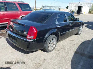 2008 Chrysler 300 C with VIN 2C3KK63H28H119526, listed as a IAAI auction lot 41898713 with Not Provided miles and . Bid and sale history available at carsss.com. Image 4.