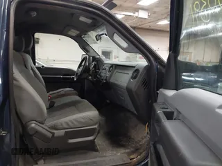 2016 Ford F-350 XL with VIN 1FTBF3B62GED47952, listed as a IAAI auction lot 41850391 with 164,249 mi miles and . Bid and sale history available at DreamBid. Image 5.