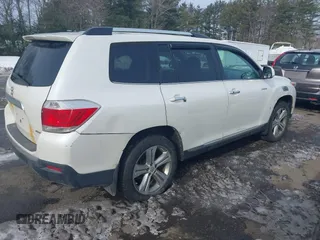 2011 Toyota Highlander Limited with VIN 5TDDK3EH5BS083808, listed as a IAAI auction lot 41559005 with 232,785 mi miles and . Bid and sale history available at DreamBid. Image 4.