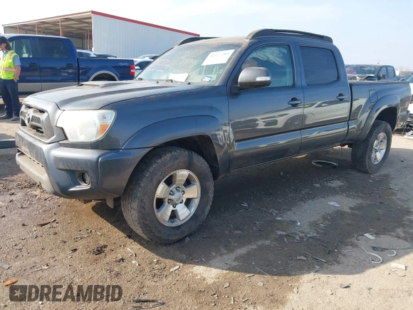 2013 Toyota Tacoma with VIN 3TMMU4FN6DM053207, listed as a IAAI auction lot 41527261 with 205,464 mi miles. Bid and sale history available at carsss.com. Image 17.