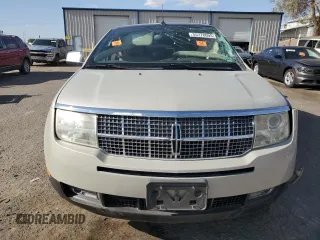2007 Lincoln MKX z VIN 2LMDU88C07BJ26919, wystawiony jako Copart lot #55778005 z przebiegiem Nie podano mil oraz Szkoda całkowita • Salvage title. Historia ofert i sprzedaży dostępna na DreamBid. Obrazek 5.
