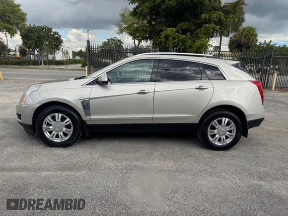 2013 Cadillac SRX Luxury Collection with VIN 3GYFNCE32DS647198, listed as a Copart auction lot 54799845 with 58,537 mi miles and Non Repairable. Bid and sale history available at carsss.com. Image 12.