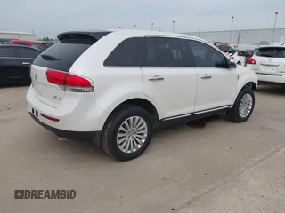 2012 Lincoln MKX with VIN 2LMDJ6JK8CBL01555, listed as a IAAI auction lot 41723407 with 111,370 mi miles. Bid and sale history available at carsss.com. Image 4.