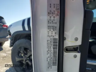 2020 Jeep Cherokee Altitude with VIN 1C4PJMLX9LD511845, listed as a Copart auction lot 46396405 with 122,338 mi miles and Salvage Title. Bid and sale history available at DreamBid. Image 16.