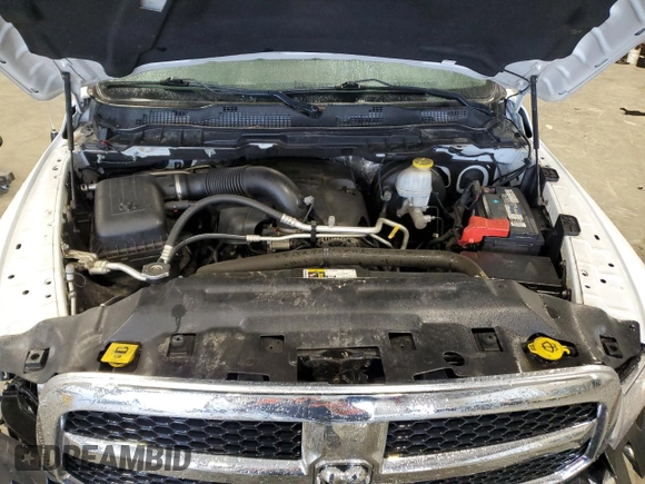 2018 Ram 1500 Tradesman z VIN 3C6JR6DT3JG181018, wystawiony jako Copart lot #57767115 z przebiegiem 146 687 mil mil oraz Nie do naprawy • Non repairable. Historia ofert i sprzedaży dostępna na DreamBid. Obrazek 11.