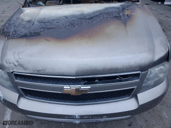 2009 Chevrolet Suburban LT w/2LT with VIN 1GNFK26329R281980, listed as a Copart auction lot 45217865 with 0 mi miles and Non Repairable. Bid and sale history available at carsss.com. Image 12.