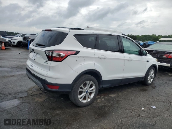 2017 Ford Escape SE z VIN 1FMCU0GD7HUC33240, wystawiony jako Copart lot #59627995 z przebiegiem 105 670 mil mil oraz Czysty tytuł • Clean title. Historia ofert i sprzedaży dostępna na DreamBid. Obrazek 3.