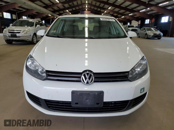 2014 Volkswagen Jetta TDI w/Sunroof & Nav with VIN 3VWPL7AJ6EM616275, listed as a Copart auction lot 55325815 with 220,259 mi miles and Clean title. Bid and sale history available at DreamBid. Image 5.