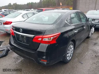 2019 Nissan Sentra SR with VIN 3N1AB7AP1KY279375, listed as a IAAI auction lot 41912111 with 90,860 mi miles. Bid and sale history available at carsss.com. Image 4.