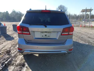 2016 Dodge Journey Crossroad Plus z VIN 3C4PDCGB3GT194838, wystawiony jako IAAI lot #41156024 z przebiegiem 146 161 mil mil oraz . Historia ofert i sprzedaży dostępna na DreamBid. Obrazek 16.