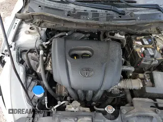 2019 Toyota Yaris L z VIN 3MYDLBYV7KY514748, wystawiony jako Copart lot #70182035 z przebiegiem 79 484 mil mil oraz Szkoda całkowita • Salvage title. Historia ofert i sprzedaży dostępna na DreamBid. Obrazek 13.