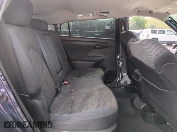 2022 Toyota Highlander LE with VIN 5TDBZRBH6NS574953, listed as a Copart auction lot 61463305 with Not provided miles and Salvage title. Bid and sale history available at DreamBid. Image 11.