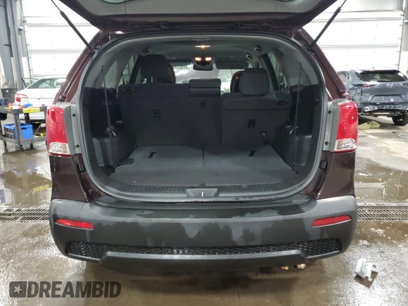 2013 Kia Sorento LX with VIN 5XYKTDA69DG397718, listed as a Copart auction lot 47361555 with 99,280 mi miles and Salvage Title. Bid and sale history available at carsss.com. Image 6.