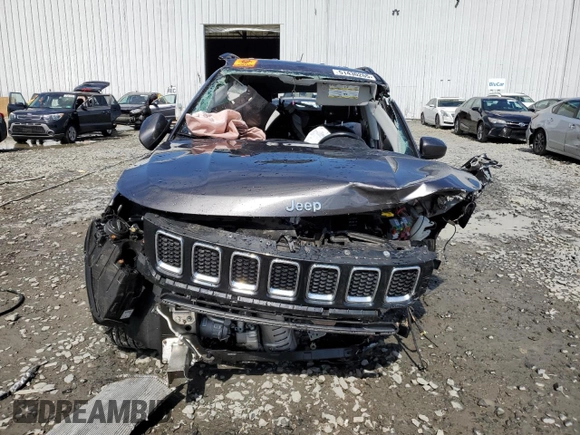 2019 Jeep Compass Latitude with VIN 3C4NJDBB5KT675311, listed as a Copart auction lot 51430265 with Not Provided miles and Salvage Title. Bid and sale history available at DreamBid. Image 5.