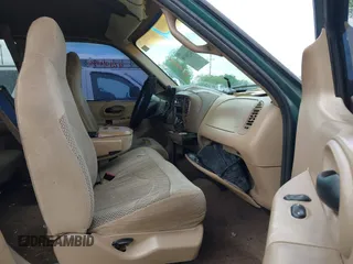 1999 Ford F-150 с VIN 1FTZX1729XNA84770, выставлен на аукционе IAAI как лот 42104198 с пробегом Не указан миль и . История ставок и продаж доступна на DreamBid. Изображение 5.