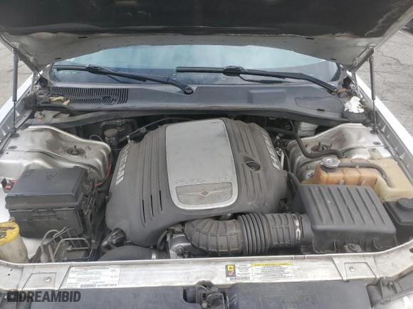 2008 Chrysler 300 C Hemi with VIN 2C3KA63H68H109567, listed as a Copart auction lot 48002455 with 143,208 mi miles and Salvage Title. Bid and sale history available at carsss.com. Image 11.