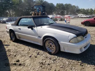 1988 Ford Mustang z VIN 1FABP44E6JF232186, wystawiony jako Copart lot #70489364 z przebiegiem 264 591 mil mil oraz Szkoda całkowita • Salvage title. Historia ofert i sprzedaży dostępna na DreamBid. Obrazek 4.