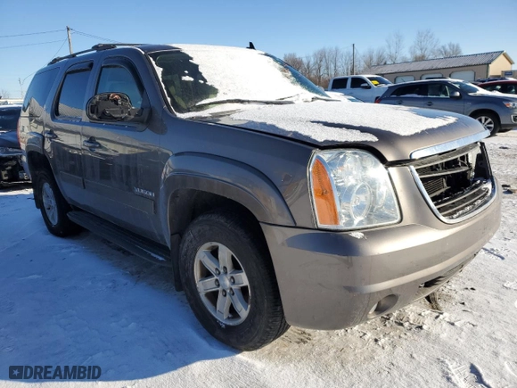 2014 GMC Yukon SLT with VIN 1GKS2CE03ER202996, listed as a Copart auction lot 87829875 with 208,153 mi miles and Salvage Title. Bid and sale history available at carsss.com. Image 4.