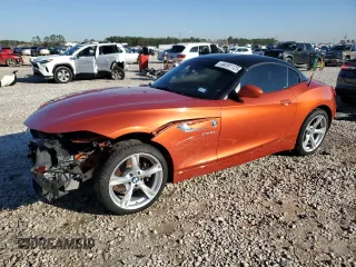 2014 BMW Z4 sDrive28i z VIN WBALL5C59EP556599, wystawiony jako Copart lot #44781125 z przebiegiem Nie podano mil oraz Czysty tytuł • Clean title. Historia ofert i sprzedaży dostępna na DreamBid. Obrazek 1.