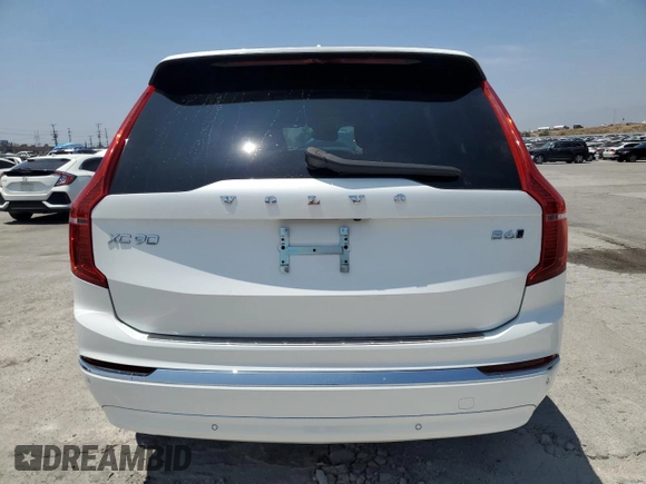2024 Volvo XC90 Plus Bright Theme with VIN YV4062PE6R1226477, listed as a Copart auction lot 60284535 with 15,057 mi miles and Salvage title. Bid and sale history available at DreamBid. Image 6.