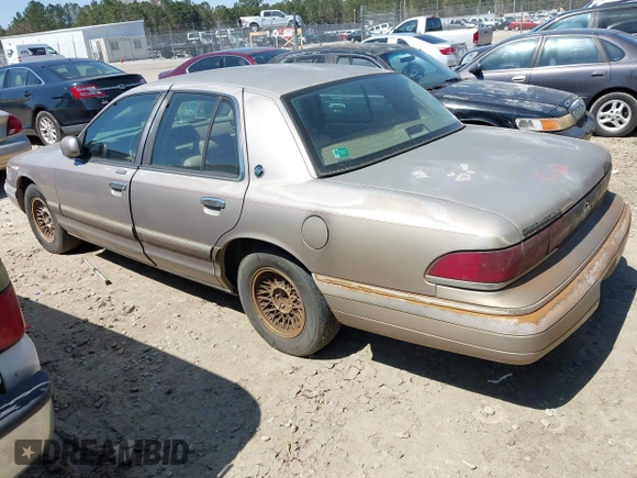 1994 Mercury Grand Marquis LS z VIN 2MELM75W1RX649536, wystawiony jako IAAI lot #41782591 z przebiegiem 111 984 mil mil oraz . Historia ofert i sprzedaży dostępna na DreamBid. Obrazek 3.
