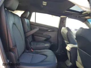 2022 Toyota Highlander XSE with VIN 5TDLZRAH7NS133662, listed as a Copart auction lot 85827124 with 82,047 mi miles and Salvage Title. Bid and sale history available at carsss.com. Image 11.