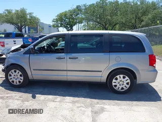 2016 Dodge Grand Caravan SE with VIN 2C4RDGBG9GR385847, listed as a IAAI auction lot 42042755 with 32,613 mi miles and . Bid and sale history available at DreamBid. Image 15.