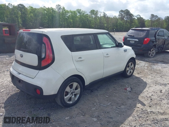 2017 Kia Soul with VIN KNDJN2A27H7454136, listed as a IAAI auction lot 41995542 with 105,645 mi miles. Bid and sale history available at carsss.com. Image 4.