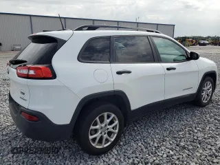 2016 Jeep Cherokee Sport with VIN 1C4PJLAB7GW311803, listed as a Copart auction lot 64660745 with 105,599 mi miles and Clean title. Bid and sale history available at DreamBid. Image 3.