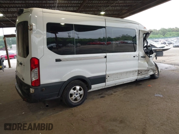 2020 Ford Transit Passenger XL z VIN 1FBAX2C83LKA24741, wystawiony jako IAAI lot #42456148 z przebiegiem Nie podano mil oraz . Historia ofert i sprzedaży dostępna na DreamBid. Obrazek 4.
