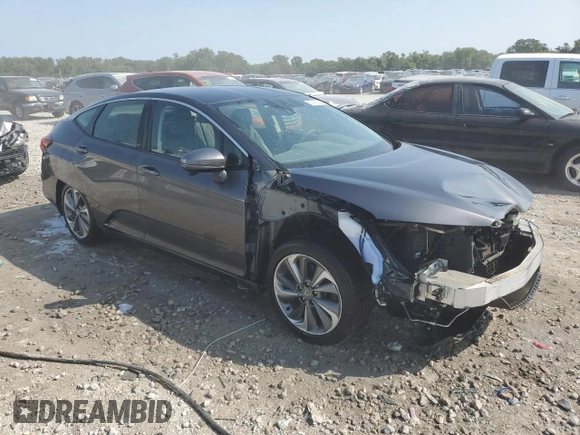 2019 Honda Clarity Plug-In Hybrid with VIN JHMZC5F16KC004730, listed as a Copart auction lot 67488304 with 81,400 mi miles and Salvage Title. Bid and sale history available at carsss.com. Image 4.