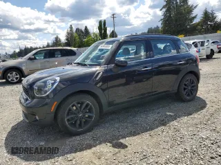 2013 MINI Countryman S ALL4 z VIN WMWZC5C56DWP33270, wystawiony jako Copart lot #56804085 z przebiegiem 141 637 mil mil oraz Szkoda całkowita • Salvage title. Historia ofert i sprzedaży dostępna na DreamBid. Obrazek 1.