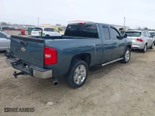 2008 Chevrolet Silverado 1500 Work Truck with VIN 1GCEC19X58Z218168, listed as a IAAI auction lot 41551543 with 194,810 mi miles. Bid and sale history available at carsss.com. Image 4.