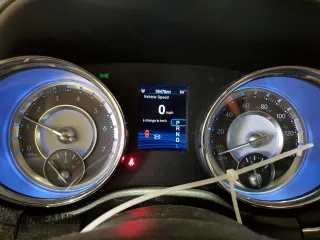 2014 Chrysler 300 z VIN 2C3CCARG9EH308723, wystawiony jako Copart lot #52051595 z przebiegiem 39 478 mil mil oraz Szkoda całkowita • Salvage title. Historia ofert i sprzedaży dostępna na DreamBid. Obrazek 9.