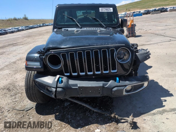 2023 Jeep Wrangler Sahara with VIN 1C4JJXP65PW661194, listed as a Copart auction lot 55729925 with 24,264 mi miles and Clean Title. Bid and sale history available at DreamBid. Image 5.