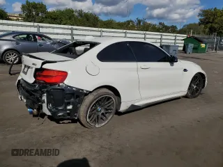 2018 BMW M2 z VIN WBS1J5C59J7B70349, wystawiony jako Copart lot #85573834 z przebiegiem 47 128 mil mil oraz Szkoda całkowita • Salvage title. Historia ofert i sprzedaży dostępna na DreamBid. Obrazek 3.