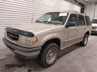 1998 Ford Explorer XLT с VIN 1FMZU32E8WUA42113, выставлен на аукционе IAAI как лот 41608275 с пробегом 149 567 миль миль и . История ставок и продаж доступна на DreamBid. Изображение 2.